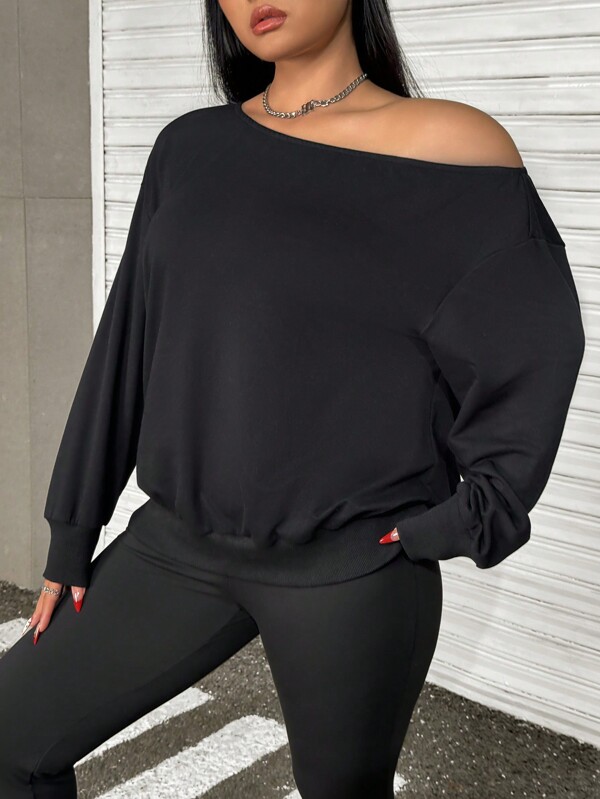 SHEIN EZwear Plus Size Solid Color Asymmetrical Neck Casual Long Sleeve Sweatshirt