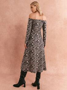 Poéselle Off Shoulder Leopard Dress,Leopard Print Extra Long Dress,Women's Fashionable Leopard Print Off Shoulder Long Dress, Fall Women Outfits,Long-Sleeved Dress,Suitable For Daily Street, Commute, Home And Other Occasions To Wear