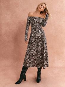 Poéselle Off Shoulder Leopard Dress,Leopard Print Extra Long Dress,Women's Fashionable Leopard Print Off Shoulder Long Dress, Fall Women Outfits,Long-Sleeved Dress,Suitable For Daily Street, Commute, Home And Other Occasions To Wear