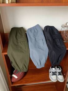 SHEIN 男婴休闲校园风三件套裤装，舒适时尚，实用柔软，适合日常穿着、上学、外出、运动，春秋皆宜，时尚百搭。 - 黑色 - 查看 8