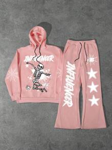 Manfinity Roghcode Ensemble 2 pièces Manfinity Streetrush pour hommes, survêtement casual avec capuche, imprimé tête de mort et lettres, en rose. Ensemble survêtement homme, tenue 2 pièces homme, vêtements homme, ensemble Sweat-shirt à capuche et pantalon de jogging - Rose bonbon - Voir 1