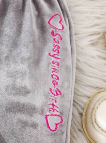 SHEIN 2 件套女婴爱心与字母刺绣拉链连帽衫和裤子套装 - 灰色 - 查看 6