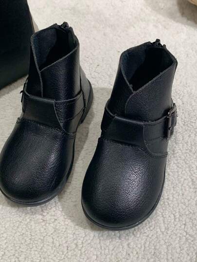 时尚、轻便、舒适的女童婴儿鞋