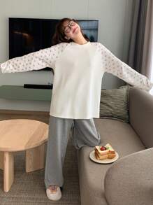 DAZY Bộ đồ ngủ rộng rãi vải voan tay raglan họa tiết hoa Ditsy - Màu be - Xem 7