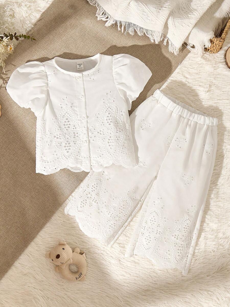 SHEIN Vintaside Kids Áo len cardigan tay bồng thêu vải lanh màu trắng cho bé gái + quần ống rộng cạp cao thêu, vải thoải mái, màu trắng tinh khiết, thích hợp cho kỳ nghỉ, mùa xuân/hè, nông thôn, mùa thu, tiệc tùng, đi chơi - Nhiều màu - Xem 1