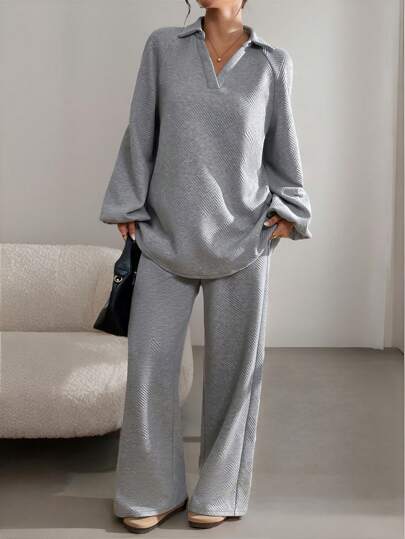 SHEIN Essnce 2 piezas Conjunto de mujer de otoño Conjunto casual de mujer de unicolor con textura, top de manga larga con cuello en V y pantalones rectos de pierna ancha con cintura elástica. Conjunto de pantalones de mujer, conjunto de mujer de invierno, conjunto de dos piezas, conjunto de atuendo de mujer para el aeropuerto