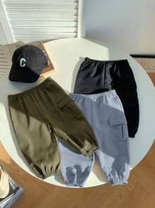 SHEIN 男婴休闲校园风三件套裤装，舒适时尚，实用柔软，适合日常穿着、上学、外出、运动，春秋皆宜，时尚百搭。 - 黑色 - 查看 4