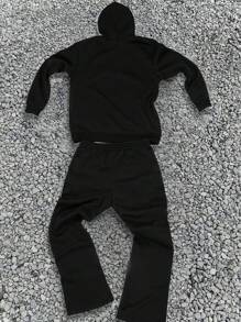 Manfinity EMRG 2pcs Men's Letter Print Hoodie Sweatshirt And Drawstring Sweatpants Casual Set - Black and White - View 2