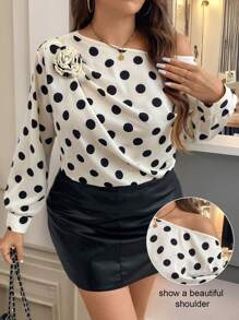 SHEIN Clasi 大码优雅波尔卡圆点 3D 花卉装饰褶皱宽松休闲衬衫 - 彩色 - 查看 4