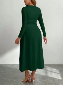 SHEIN Privé Vestido largo de corte evasé sin mangas talla grande para mujer, vestido verde de cuello alto, ajustado con ribete de volantes y abertura lateral, para otoño y vuelta al colegio