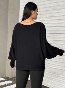 SHEIN EZwear Áo len chui đầu dài tay cổ bất đối xứng màu trơn cỡ lớn - màu đen - Xem 2