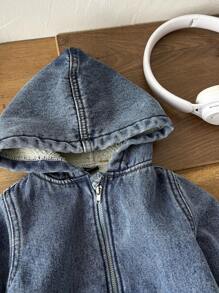 SHEIN 男婴街头凉爽保暖石洗补丁连帽长袖宽松蓝色牛仔保暖衬里泰迪夹克，适合男婴秋冬装