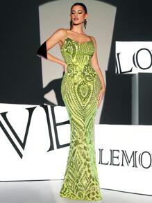 Lace Up Backless Mermaid Hem Sequin Formal Dress - Lime Green - View 1