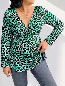 SHEIN LUNE Áo thun tay dài họa tiết da báo cổ chữ V cỡ lớn cho nữ - Màu xanh ngọc - Xem 3