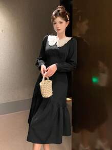 DAZY 1 件女士优雅彼得潘领撞色长款鱼尾下摆连衣裙，秋季、生日、新年舞会礼服，荷叶边 - 黑色 - 查看 3