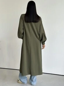 SHEIN Privé 休闲时尚街头宽松灯笼袖纽扣装饰中长款风衣 军绿色 秋冬 - 軍綠色 - 查看 2