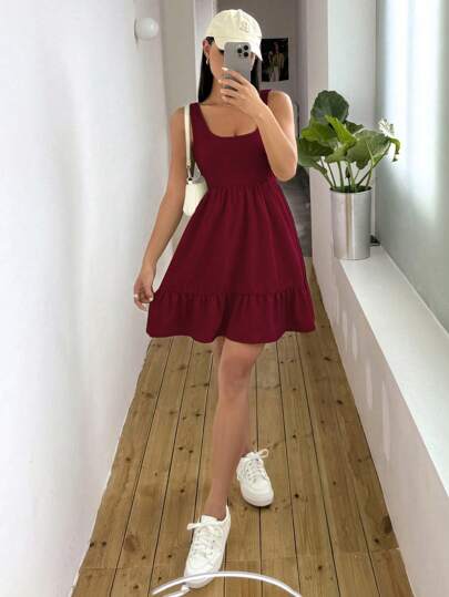 SHEIN Unity 女士纯色宽肩带简约褶饰短款休闲连衣裙 酒红色女装