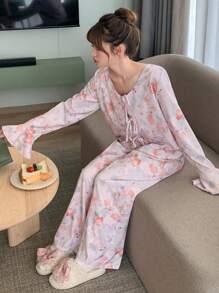 DAZY Pyjamaset met bloemenprint, ruches, strik aan de voorkant en strik aan de mouwen