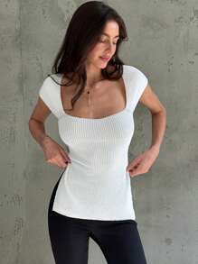 SHEIN Privé Camiseta blanca romántica para cita con cuello cuadrado, ajuste ceñido, espalda descubierta y mangas cortas de nudo
