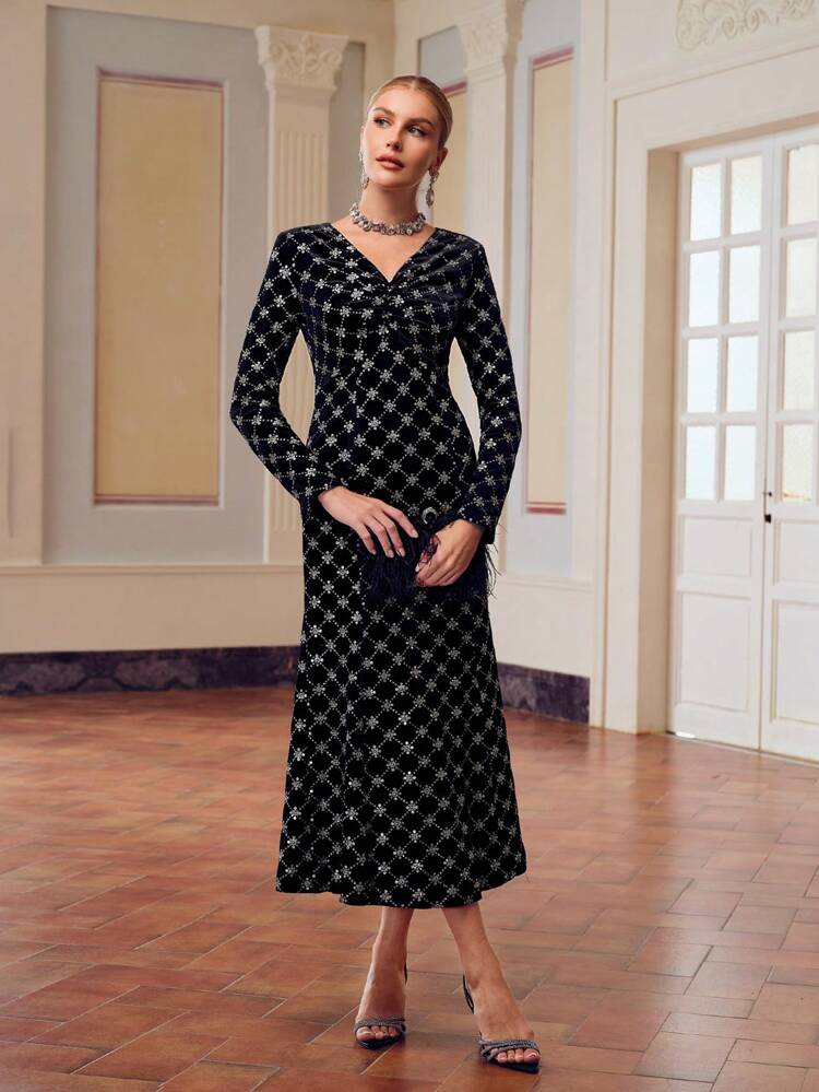 SEQUINS V-NECK RUCHED BUST MERMAID HEM LONG DRESS