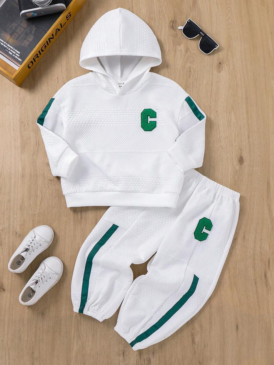 SHEIN 2 件/套年轻男孩休闲校园风格舒适时尚宽松连帽衫，带贴饰和裤子，适合基本款连帽衫、超大号运动衫、白色运动衫、年轻男孩服装、返校、日常穿着、户外、运动、秋冬季