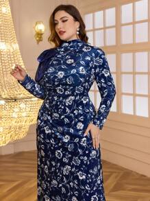 Modelyn Vestido elegante de talla grande con estampado floral de organza y decoración de lazo, adecuado para vestidos largos de noche de otoño - Azul Marino - Ver 3