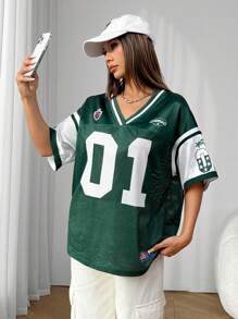 SHEIN PETITE Áo thun bóng đá có đồ họa số thể thao dành cho nữ - màu xanh lá - Xem 4