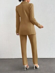 SHEIN Traje De Mujer Con Blazer De Doble Botonadura Y Pantalones De Nueve Puntos