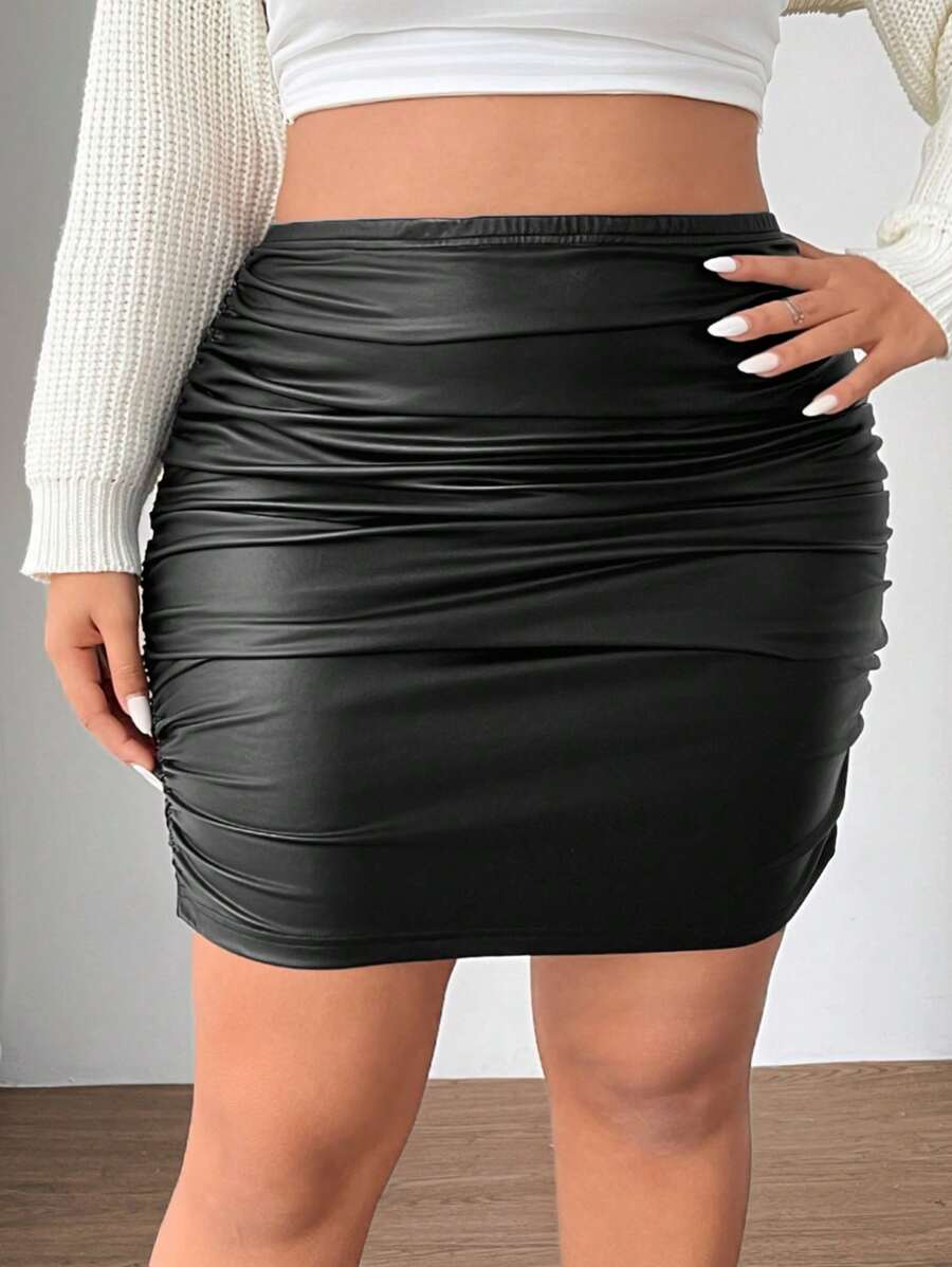 SHEIN EZwear Váy suông màu trơn thời trang cỡ lớn ôm vừa vặn xếp nếp, mùa thu - màu đen - Xem 1