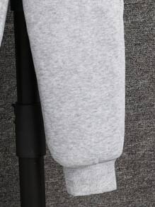 SHEIN Leap Crew Young Boy 2pcs Casual Sports Patch Pocket Long Sleeve Baseball Collar Zip-Up Sweatshirt And Solid Color Jogger Pants Set, Suitable For School, Garden, Beach, Birthday, Spring, Summer, Autumn, Winter - Light Grey - View 5