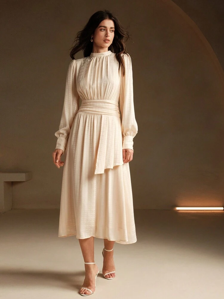 優雅なジャガード ウエストシャーリング 長袖 レディースドレス、秋 マキシ丈 レディースアウトフィット