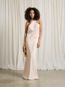 AiiRZ Bộ đồ hai mảnh áo ba lỗ không tay cổ yếm bằng vải satin và chân váy maxi chữ A - Hồng - Xem 3