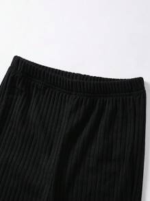 SHEIN Explorewe Tween-Mädchen 3-teiliges Set: Karierte Langarmjacke mit Kragen, geripptes Langarmoberteil mit Rollkragen und gerippte Schlaghose in Uni für Weihnachten