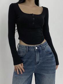 DAZY Camiseta casual de manga larga de unicolor con botones para mujer, top negro de otoño - Negro - Ver 2