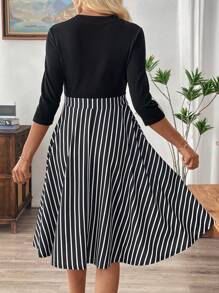 EMERY ROSE Women's Autumn V-Neck 3/4 Sleeve Striped Hemline Elegant Commuting Dress - Black - View 2