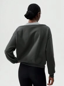 VARSITIE Sweatshirt Wanita Motif Huruf untuk Liburan Musim Gugur dan Musim Dingin - Grey - View 2
