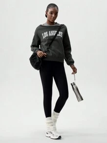 VARSITIE Sweatshirt Wanita Motif Huruf untuk Liburan Musim Gugur dan Musim Dingin - Grey - View 4