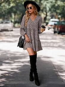 SHEIN LUNE Đầm ngắn nữ kiểu dáng nghỉ mát, cổ chữ V, tay phồng, viền bèo họa tiết hoa, thích hợp mặc thường ngày. - Nhiều màu - Xem 6