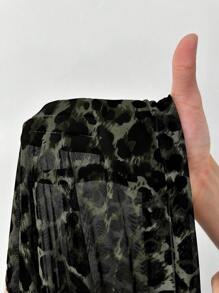 SHEIN EZwear 大码女式豹纹网纱裙 - 軍綠色 - 查看 6