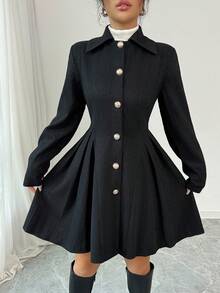 Chiquease 1 件超大领子、金色纽扣、喇叭下摆褶皱夹克 - 黑色 - 查看 4