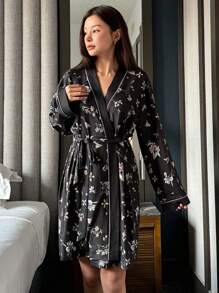DAZY Bata suelta de manga larga con estampado floral completo y cintura con lazo