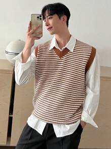 DAZY Autumn Men's Red Stripe Knit Vest - Red - View 9