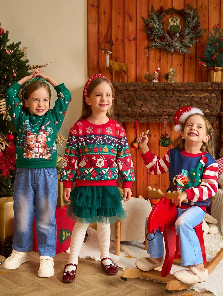 Set de 3 sudaderas navideñas para niñas jóvenes, sudaderas con cuello redondo de manga larga forradas térmicamente de color rojo con patrones clásicos navideños de color rojo y verde, diseños de copos de nieve, renos, osos de peluche lindos y árbol de Navidad, adecuado para uso casual en Navidad e invierno - Multicolor - Ver 1