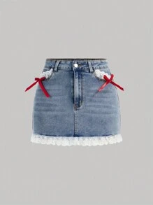 SHEIN X ELOISA & ORSON SHEIN MOD Falda de mezclilla para mujer con bajo de volantes de encaje y decoración de moño