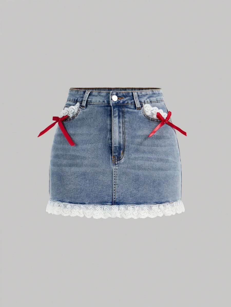 SHEIN X ELOISA & ORSON SHEIN MOD Falda de mezclilla para mujer con bajo de volantes de encaje y decoración de moño