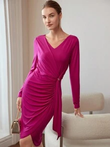 MOTF PREMIUM 纯色 V 领褶饰垂坠连衣裙 - 中紫紅色 - 查看 5