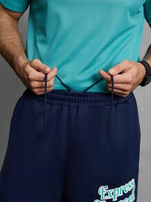 Manfinity Sport Corelite Boyfriend Style Men's Simple Letter Print Front Drawstring Casual Sports Shorts