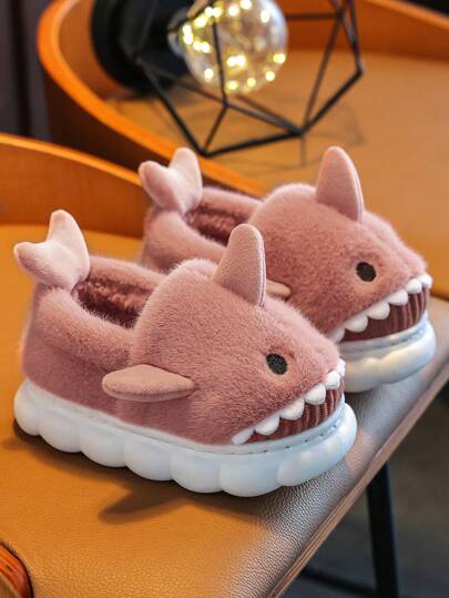1 Pair Plush Shark Design Flat Slippers For Kids, Cute House Shoes Suitable For Winter