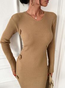 EURMUSE Váy len midi họa tiết hoa ba chiều cổ chữ V giản dị Ton In Ton - Lạc đà - Xem 5