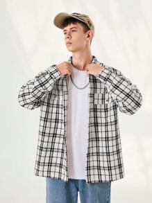 SHEIN TeenBoys 1pc Casual And Versatile Japanese And Korean Street Style Warm Lapel Denim Plaid Loose Jacket Back To School; Fall Outfits; Teen Boy Clothes; Teen Boy Jackets Autumn/Winter - Multicolor - View 4